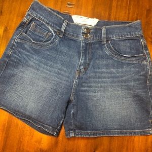 Levi’s Denim Shorts, Size 6